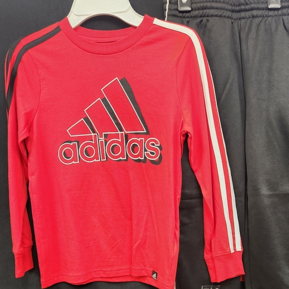 🆕️ Adidas Tee & Nike Jumpman Fleece Pants - Picture 3 of 5